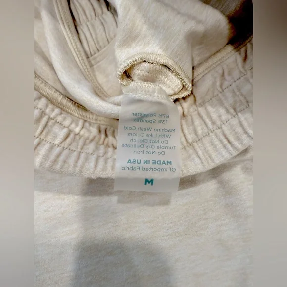 Bombshell set cloud comfort shorts & top - Picture 5 of 8